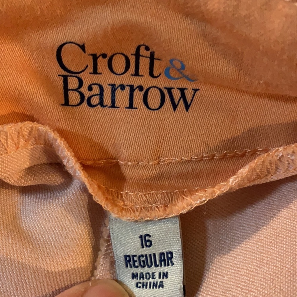 Women’s orange Croft & Barrows Bermuda shorts. - Picture 3 of 7